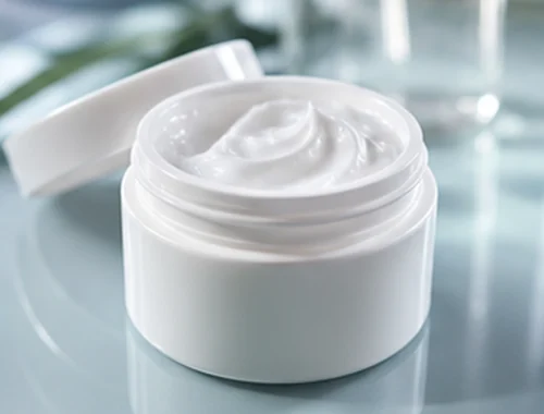 Custom compounded cream in airless dispensing containers